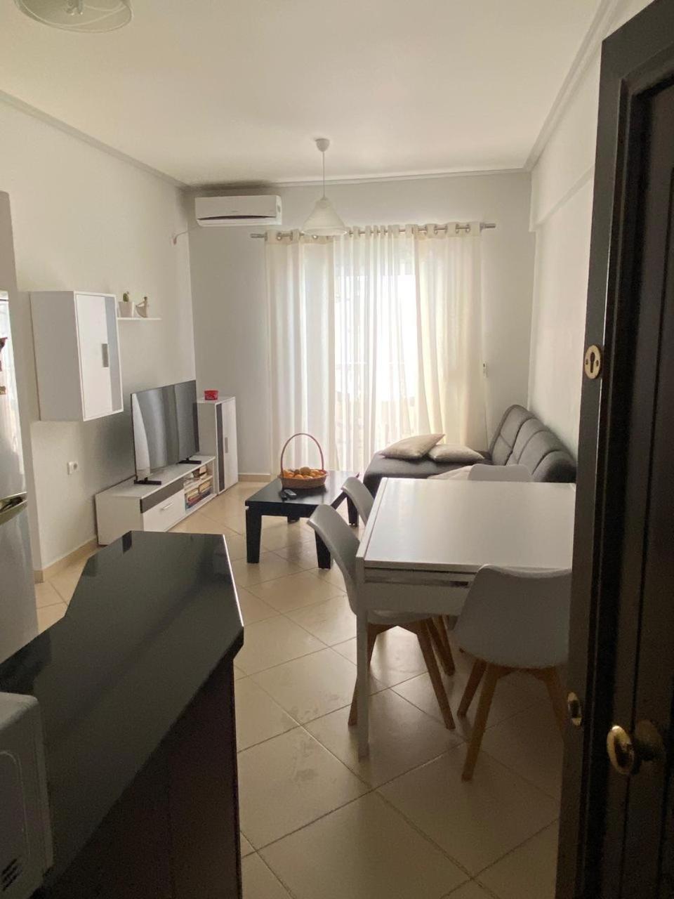 Apartamento Join The Ionian Sarandë Exterior foto